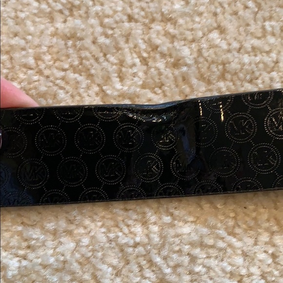 Reversible Michael Kors belt - Picture 5 of 8